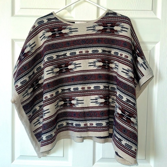 Skies Are Blue Aztec sweater poncho - Picture 1 of 3